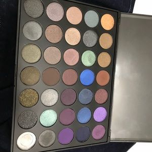 Morphe Makeup - Nice MORPHE Eyeshadow Palette 35D🎨Smokey shades! Morphe Makeup - Nice MORPHE Eyeshadow Palette 35D🎨Smokey shades!